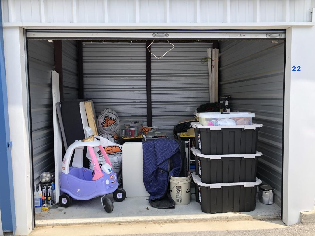 Storage Unit Auction in Dickson, TN at Dickson Storage South ends on